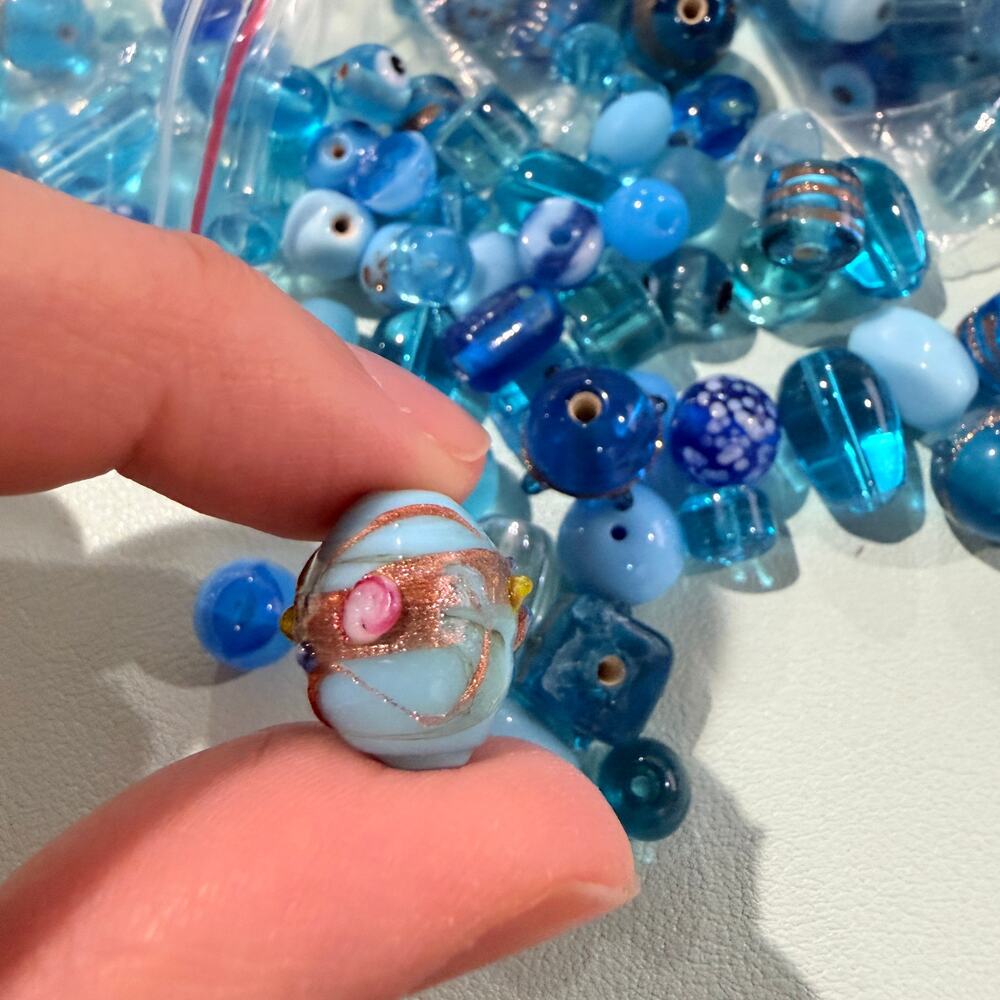 Bead mix, 5 Bags, Lampworked Glass, Turquoise Blue Fancy Beads, 7x4mm-14x11mm - Picture 3 of 6